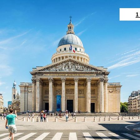 דירות פריז Petite Maison Avec Cour Dans Les Beaux Quartiers-Vous Faites Le Menage- Very Good Prices For T-H-E Location But You Have To Clea-N Th-E Flat מראה חיצוני תמונה