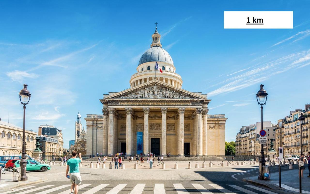 דירות פריז Petite Maison Avec Cour Dans Les Beaux Quartiers-Vous Faites Le Menage- Very Good Prices For T-H-E Location But You Have To Clea-N Th-E Flat מראה חיצוני תמונה