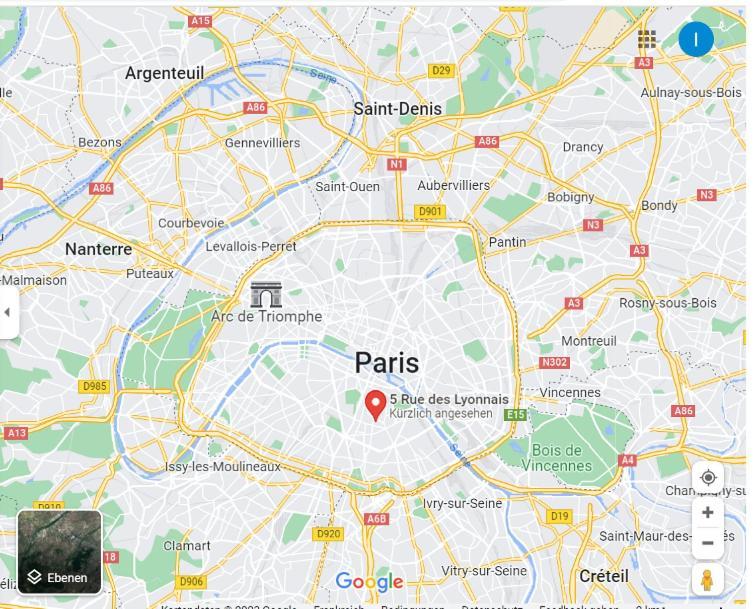 דירות פריז Petite Maison Avec Cour Dans Les Beaux Quartiers-Vous Faites Le Menage- Very Good Prices For T-H-E Location But You Have To Clea-N Th-E Flat מראה חיצוני תמונה