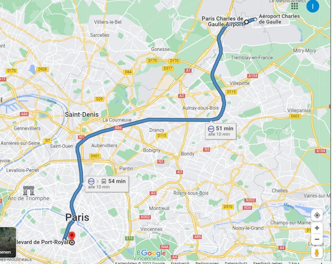 דירות פריז Petite Maison Avec Cour Dans Les Beaux Quartiers-Vous Faites Le Menage- Very Good Prices For T-H-E Location But You Have To Clea-N Th-E Flat מראה חיצוני תמונה
